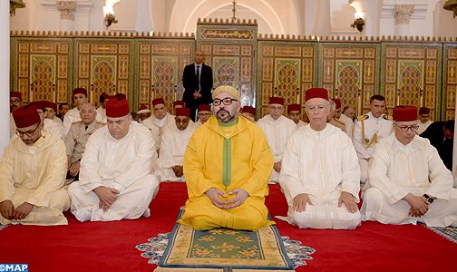 أمير المؤمنين يؤدي صلاة الجمعة بمسجد “الكتبية” بمدينة مراكش