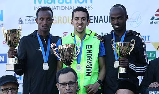 Le Marocain Taher Belkorchi remporte le deuxième marathon international de Fès